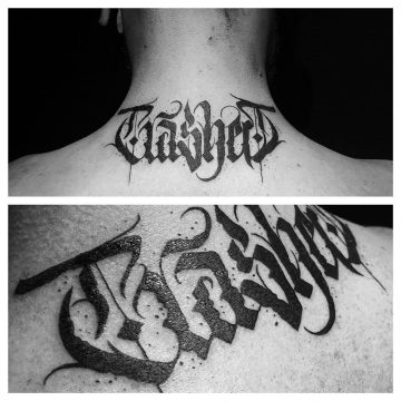 Tatouage calligraphie « TrasheR » dans le cou