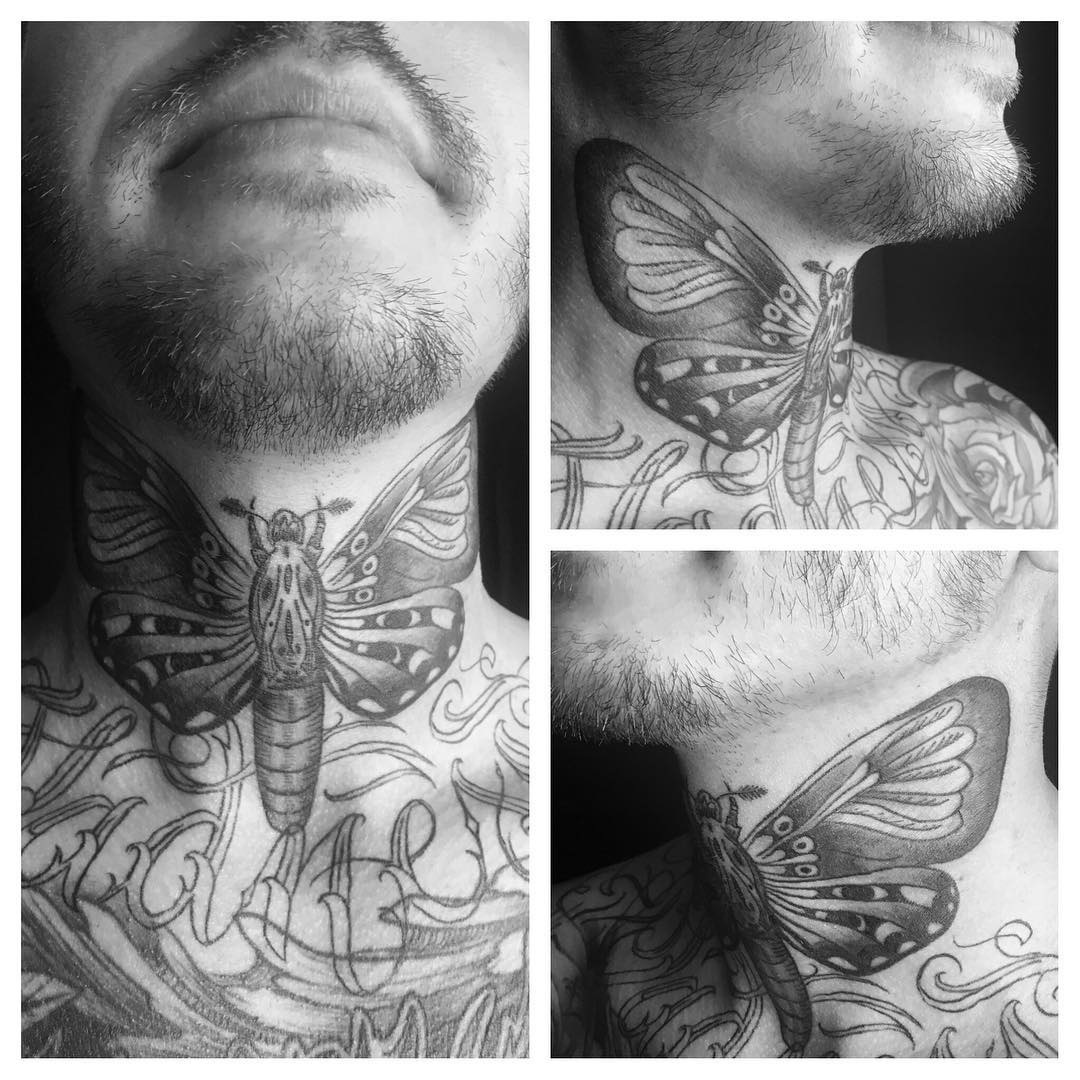 Tatouage Sphinx tête de mort · Fond Noir Tattoo