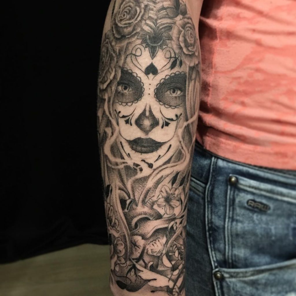 Tatouage Santa Muerte & corbeau